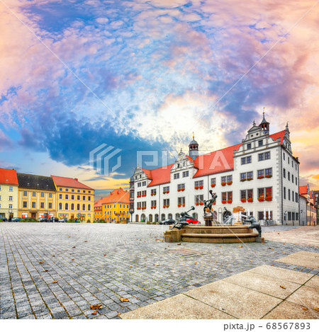 Splendid autumn view of Torgau Rathaus and famous 68567893