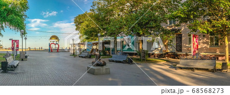 Berdyansk embankment in the early morning 68568273