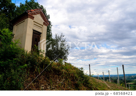 Little chapel in the vineyards Little chapel in the vineyards 68568421