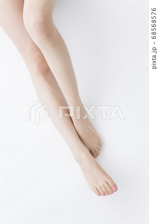 女性の脚 女性の脚 68568576
