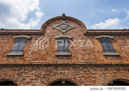 Mitsui Warehouse, built by Mitsui & Co., Ltd. in 1914 for warehouse and transformed into a memory warehouse opened to the public in November 1st, 2018 68569080