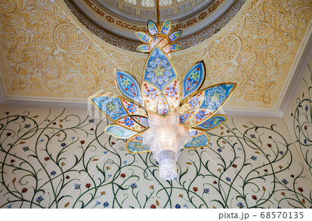 Sheikh Zayed Grand Mosque interior 68570135