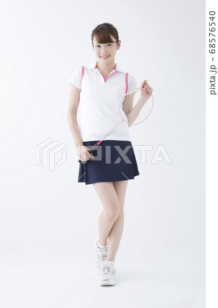 バトミントン選手 68576540
