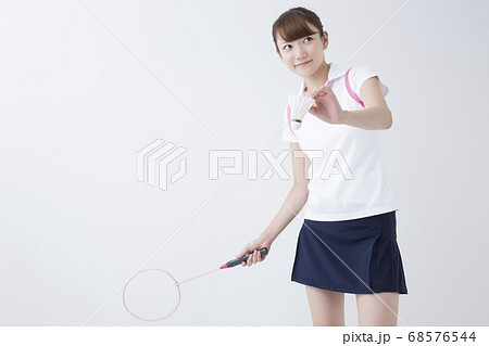 バトミントン選手 68576544