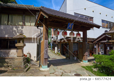 松江市美保関の青石畳通り 松江市美保関の青石畳通り 68577424