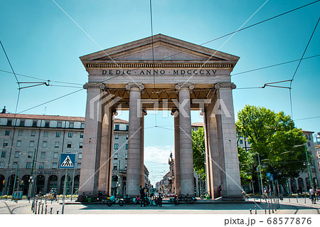 The Porta Ticinese city gate, Arch of Porta Ticinese, Arco di Porta Ticinese is a neoclassical pink granite gate with pillars, honoring Napolean's victory in Marengo 68577876