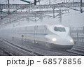 新幹線　台風　大雨　走行 68578856