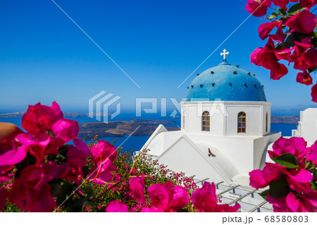 Church of the island of Santorini on the beach 68580803