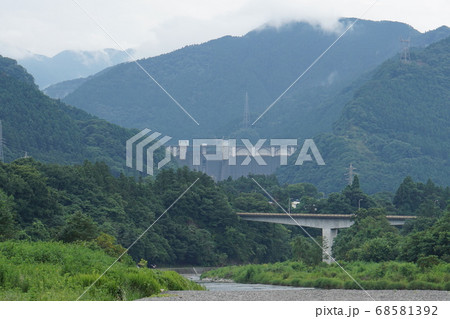 秩父の荒川からみた浦山ダム 秩父の荒川からみた浦山ダム 68581392