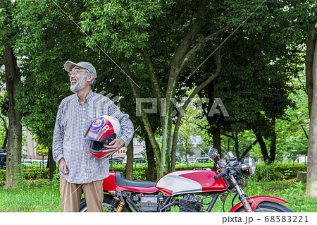 バイクライフ　シニアライダーとクラシックバイク 68583221