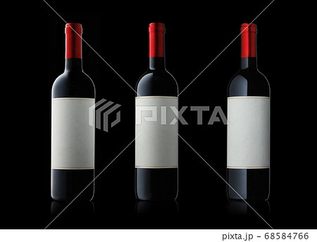 Bottle of red wine. 68584766