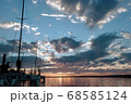 夕焼け 自然 夕方 68585124