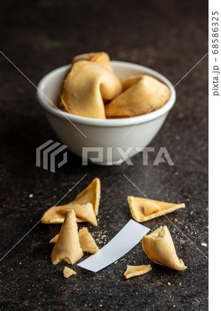 Chinese lucky cookies. Fortune cookies. Chinese lucky cookies. Fortune cookies. 68586325