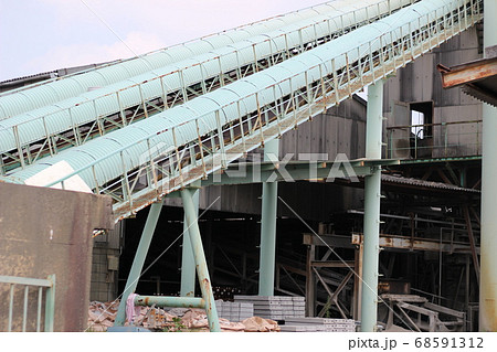 生コン工場　ベルトコンベア　セメント工場　プラント 68591312