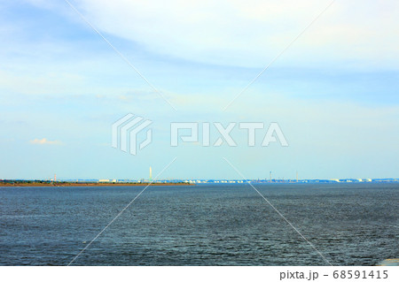 三重県桑名市の九華公園から見る揖斐川の風景、川の流れ【8月】 68591415