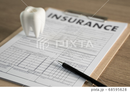 insurance policy and pointing examining insurance insurance policy and pointing examining insurance 68595628