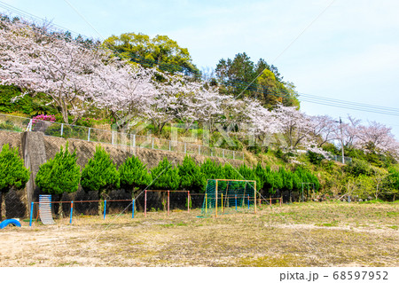 長崎市立尾戸小学校閉校　歴史的記録　【長崎県長崎市 】 68597952