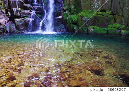 和歌山県新宮市　桑ノ木の滝 68603297