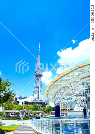 名古屋市、テレビ塔と水の宇宙船の風景 名古屋市、テレビ塔と水の宇宙船の風景 68606112