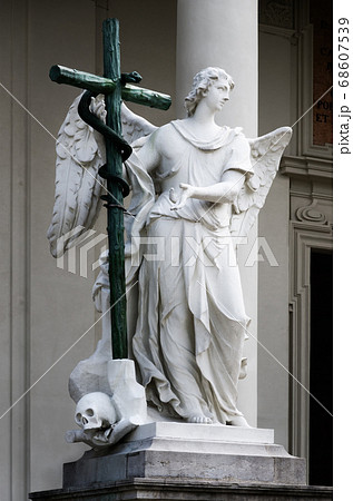 Vienna Karlskirche, detail 68607539
