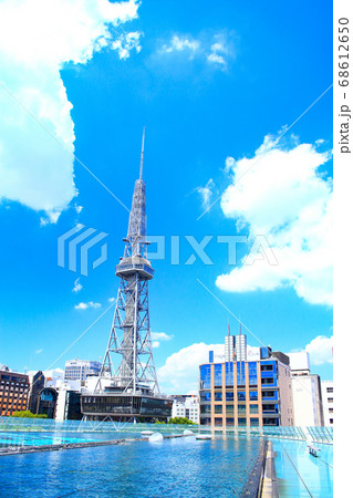 名古屋市、水の宇宙船から見たテレビ塔の風景 名古屋市、水の宇宙船から見たテレビ塔の風景 68612650