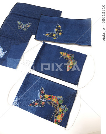 藍染めのハンカチで手作りマスク 藍染めのハンカチで手作りマスク 68613510