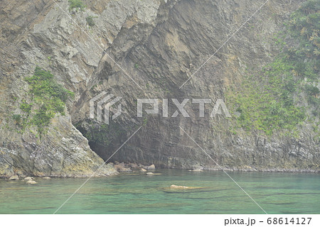 【鹿児島県　奄美大島】徳浜の断崖 68614127