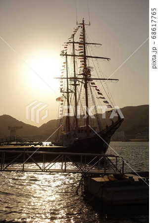 長崎帆船まつり(夕陽バージョン) 長崎帆船まつり(夕陽バージョン) 68617765