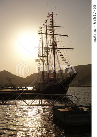 長崎帆船まつり(夕陽バージョン) 長崎帆船まつり(夕陽バージョン) 68617768