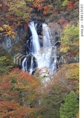 霧降の滝　栃木県日光市　　 68619565