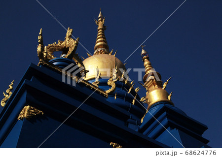 タイ王国・チェンライのブルーテンプルWat ロンスアテン タイ王国・チェンライのブルーテンプルWat ロンスアテン 68624776
