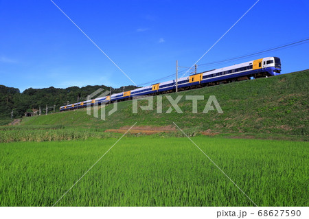 特急しおさいと田園風景 特急しおさいと田園風景 68627590
