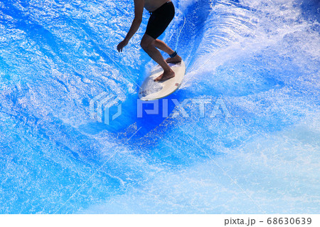 サーフィン サーフィン 68630639