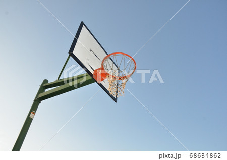 塗装が剥げたバスケットゴール 塗装が剥げたバスケットゴール 68634862