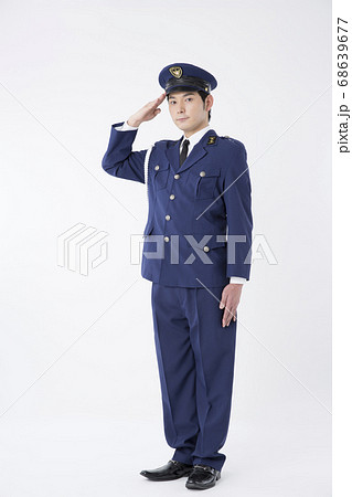 男性警察官 68639677
