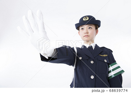 女性警察官 女性警察官 68639774
