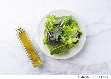 リーフミックスサラダ 68641564