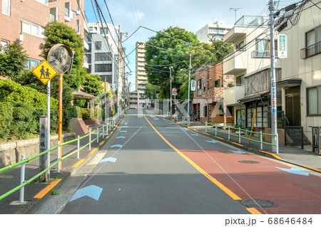東京都港区白金の桑原坂 東京都港区白金の桑原坂 68646484