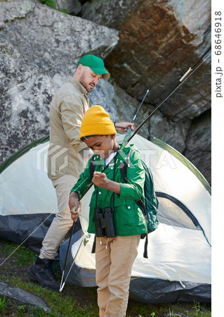 Go hiking with father Go hiking with father 68646918