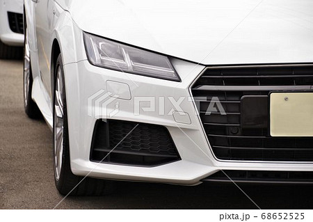 自動車イメージ　輸入車　アウディTTクーペ 68652525