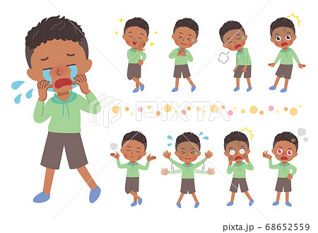 男の子　全身　イラスト 68652559