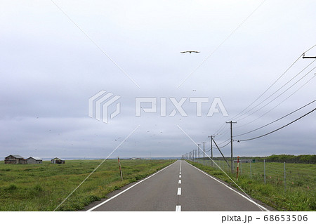 北海道 別海 道道475号沿いに建つ古い番屋 北海道 別海 道道475号沿いに建つ古い番屋 68653506