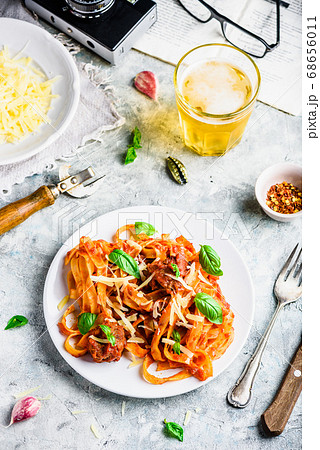 Pasta with mini meatballs 68656011