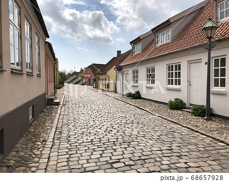 デンマークの田舎町エーベルトフトの町並みの写真素材
