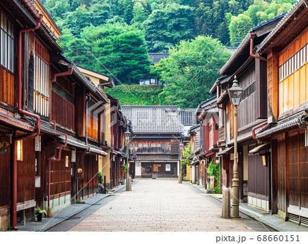 金沢　ひがし茶屋街　朝景 68660151