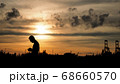 影 シルエット 影ぼうし 68660570