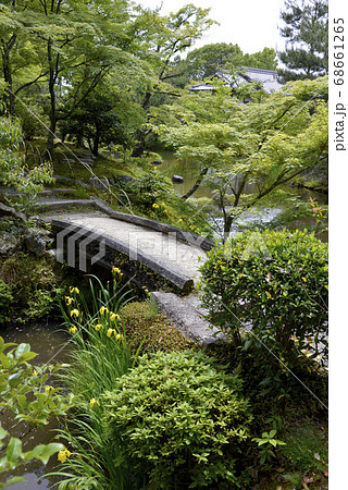 等持院 庭園の石橋 等持院 庭園の石橋 68661265