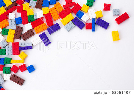 カラフルなブロック 68661407