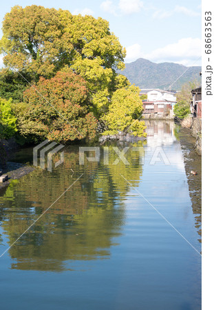 平安橋から眺めた萩城外堀の景色 68663563