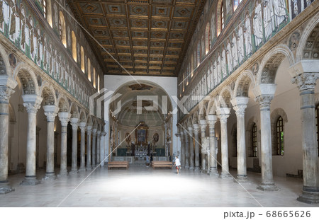 Basilica of Sant'Apollinare Nuovo in Ravenna. Basilica of Sant'Apollinare Nuovo in Ravenna. 68665626